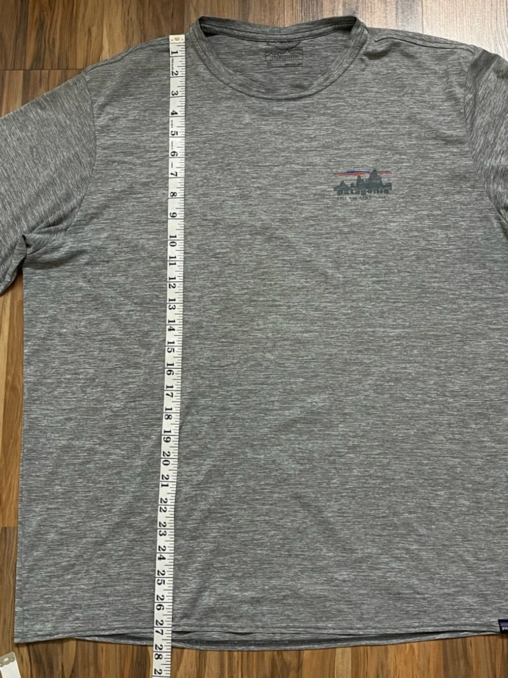 Patagonia Men's Capilene Cool Daily Graphic Shirt - Picture 6 of 7